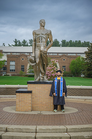 25MSUSpring-0502-Alumni-029