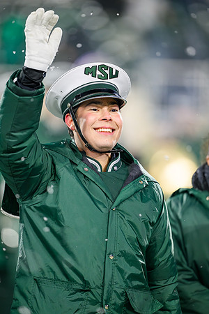 24MSUFB-Rutgers-Band-023