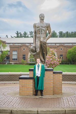 25MSUSpring-0502-Alumni-174