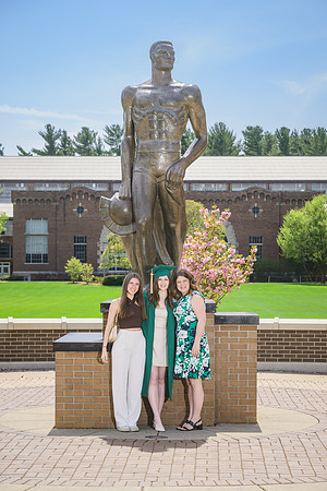 25MSUSpring-0502-Alumni-298