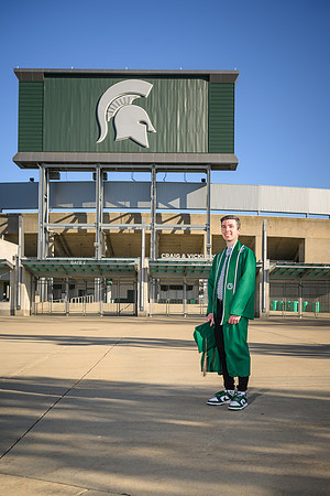 24MSUSpring-0501-Michael-028