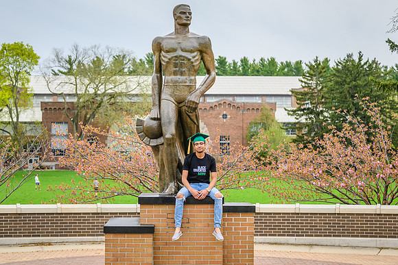 20MSU-Spring-Sun-417