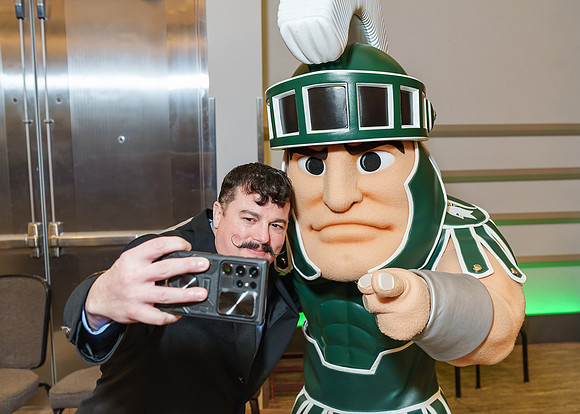 25MSU-ServiceAwards-Sparty-175-5x7