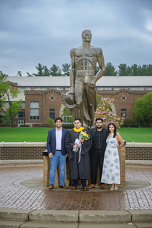 25MSUSpring-0502-Alumni-061