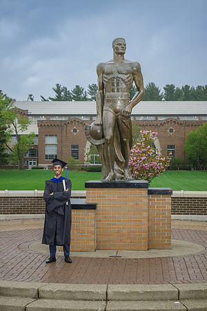 25MSUSpring-0502-Alumni-040