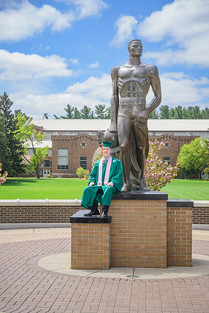 25MSUSpring-0503-Alumni-107