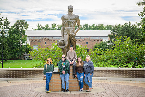 22MSU-FamilyWeekend-028