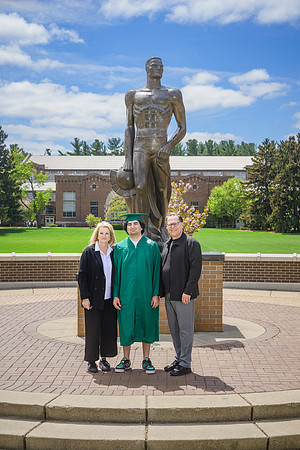 25MSUSpring-0503-Alumni-183