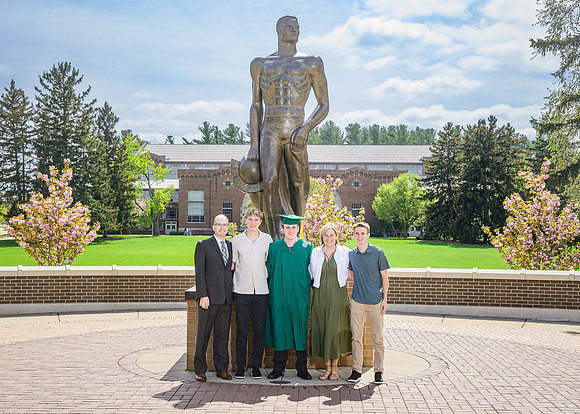 25MSUSpring-0503-Alumni-383-5x7