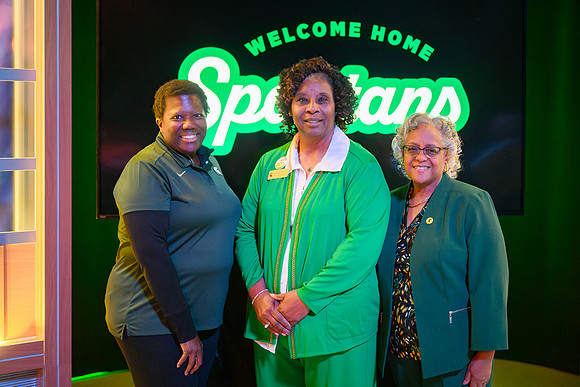24MSU-AO-GrandMarshal-092