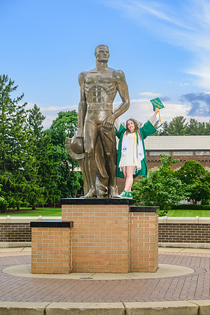 24MSUSpring-0517-Katherine-006