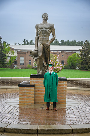 25MSUSpring-0504-Alumni-117