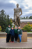 24MSU-SLE-Family-046