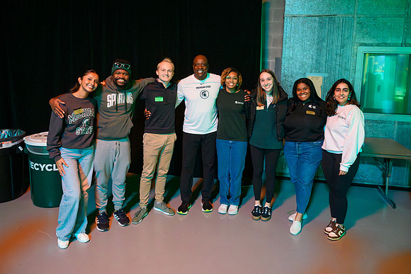 24MSU-AO-GrandMarshal-083
