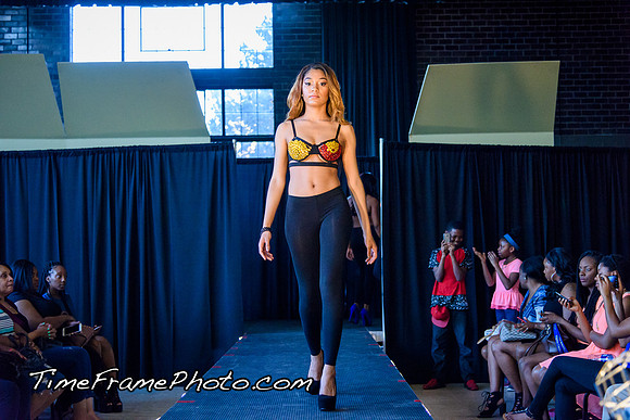 16Alpha-Show-052