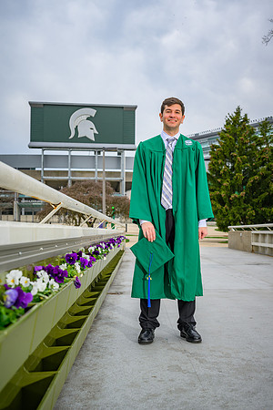 22MSUSpring-0505-ZackDrew-021