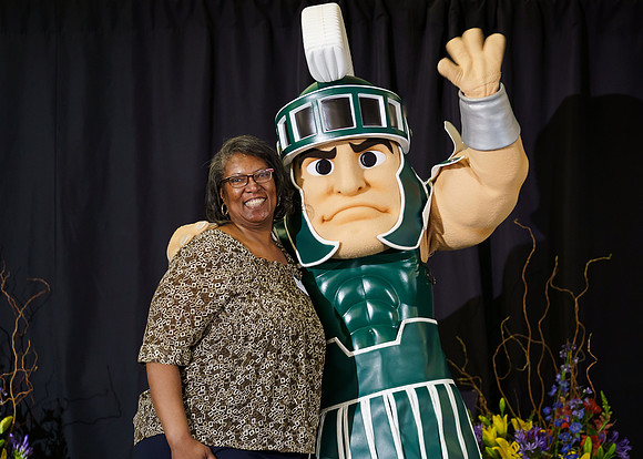 25MSU-ServiceAwards-Sparty-023-edit-5x7