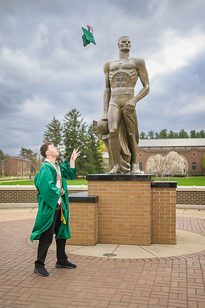 25MSUSpring-0421-Evan-024