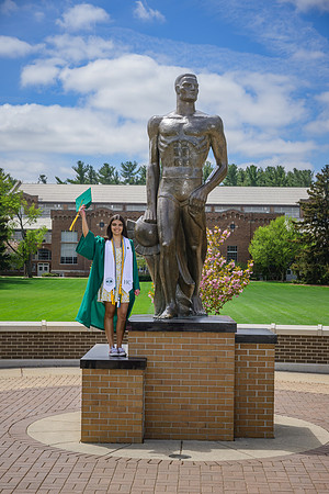 25MSUSpring-0503-Alumni-098
