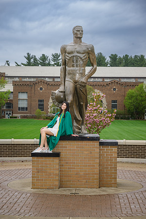 25MSUSpring-0502-Alumni-179