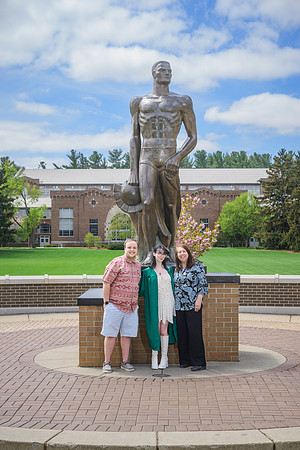 25MSUSpring-0503-Alumni-084
