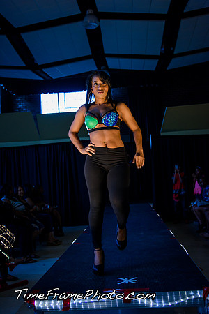 16Alpha-Show-048