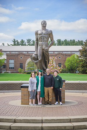 25MSUSpring-0503-Alumni-023