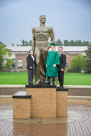 25MSUSpring-0504-Alumni-193