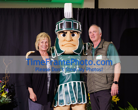25MSU-ServiceAwards-Sparty-093