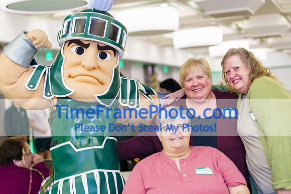 25MSU-ServiceAwards-Sparty-180