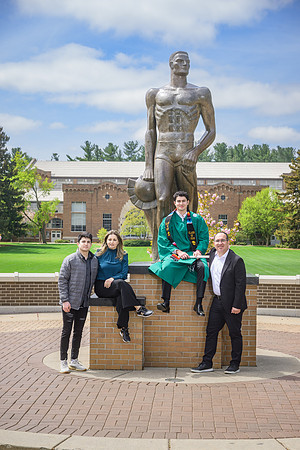 25MSUSpring-0503-Alumni-042