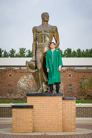 22MSUSpring-0505-ZackDrew-003