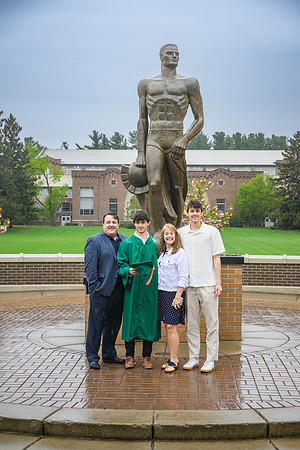 25MSUSpring-0504-Alumni-115