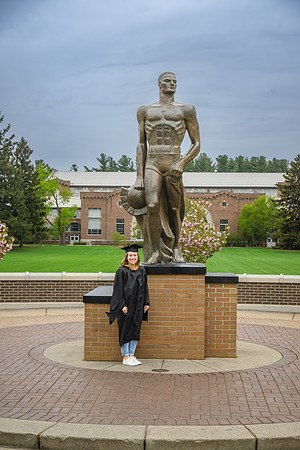 25MSUSpring-0504-Alumni-027