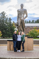 24MSU-SLE-Family-186