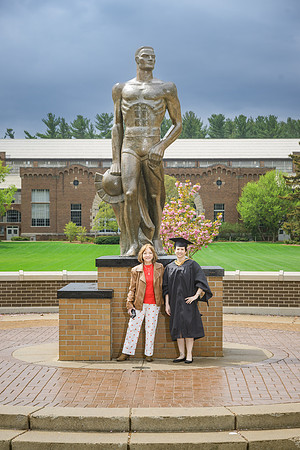 25MSUSpring-0502-Alumni-073