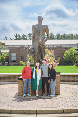 25MSUSpring-0502-Alumni-363