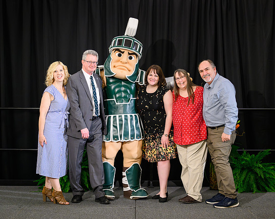 24MSU-ServiceAwards-Sparty-012-edit-2-8x10