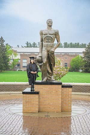 25MSUSpring-0504-Alumni-080