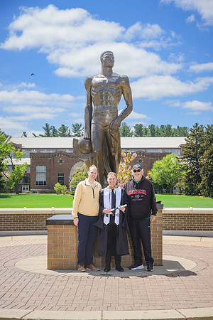 25MSUSpring-0503-Alumni-141