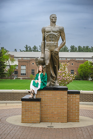 25MSUSpring-0504-Alumni-023