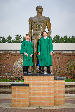 22MSUSpring-0505-ZackDrew-007