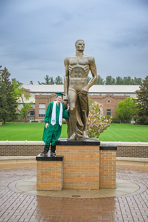 25MSUSpring-0504-Alumni-055