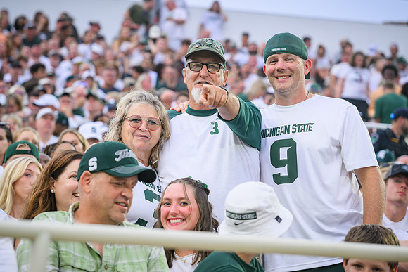 24MSUFB-FAU-Jerry-001