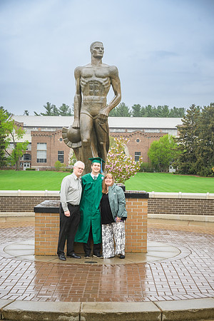 25MSUSpring-0504-Alumni-069
