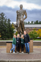 24MSU-SLE-Family-006