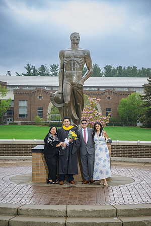 25MSUSpring-0502-Alumni-064