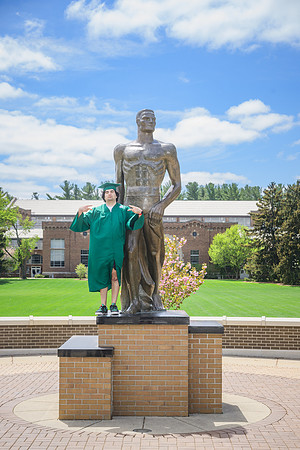 25MSUSpring-0503-Alumni-182