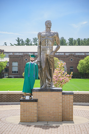 25MSUSpring-0502-Alumni-301