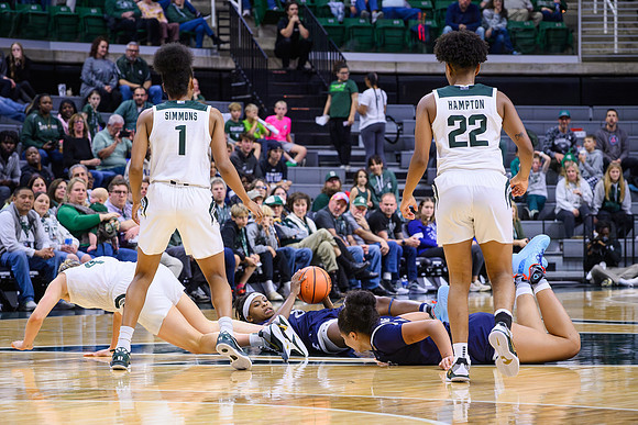 24MSUWBB-Yale-153